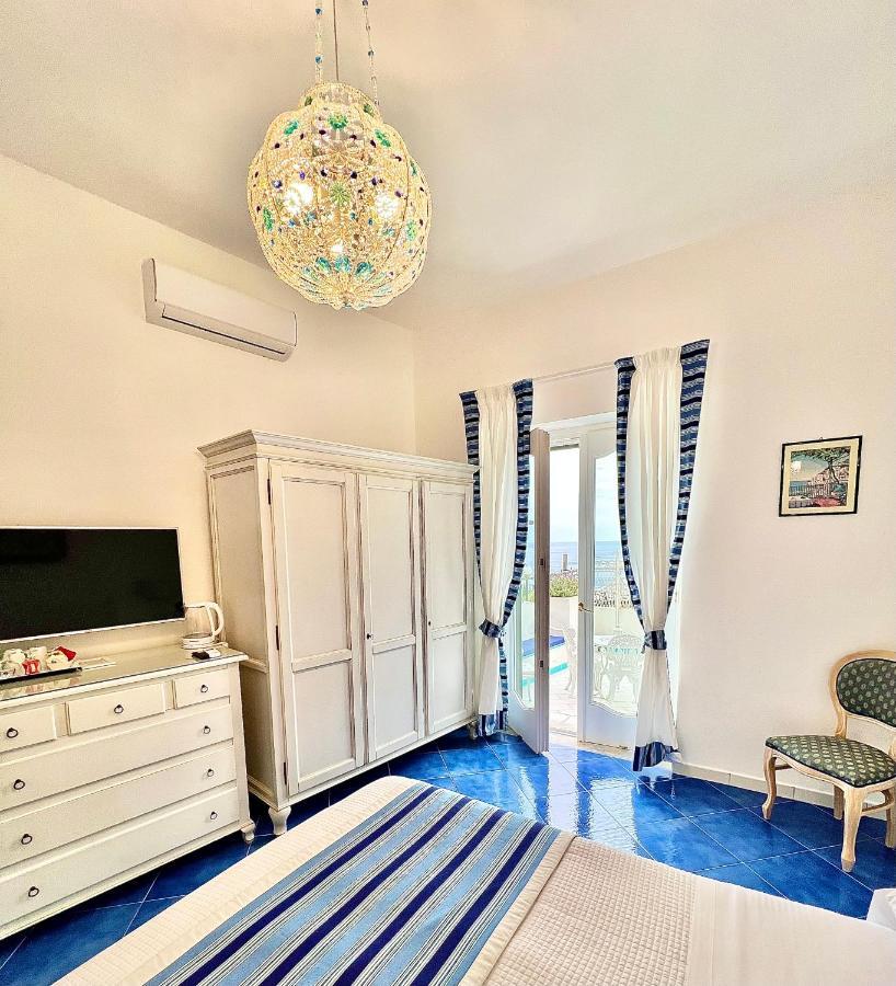 Hotel Villa Delle Palme In Позитано Экстерьер фото