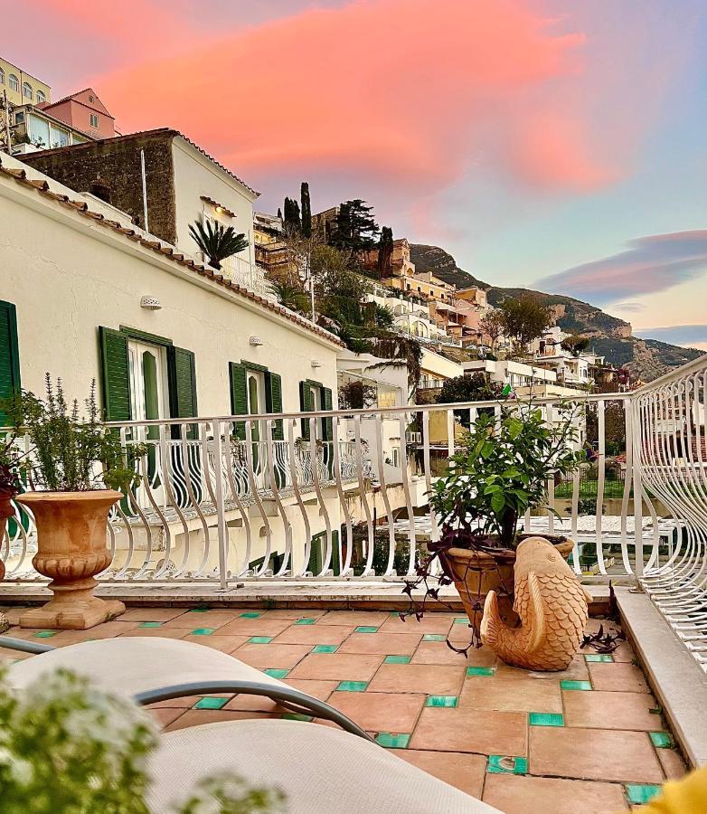 Hotel Villa Delle Palme In Позитано Экстерьер фото