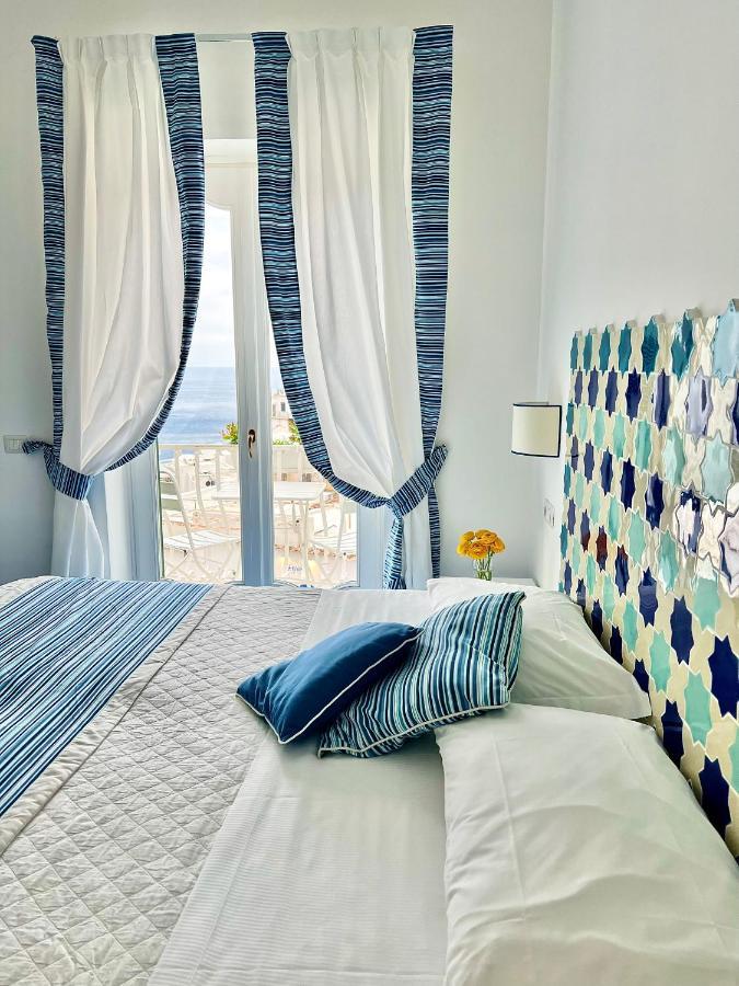 Hotel Villa Delle Palme In Позитано Экстерьер фото