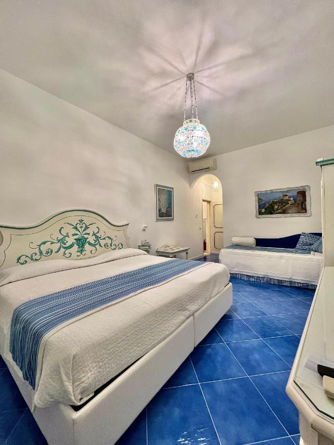Hotel Villa Delle Palme In Позитано Экстерьер фото