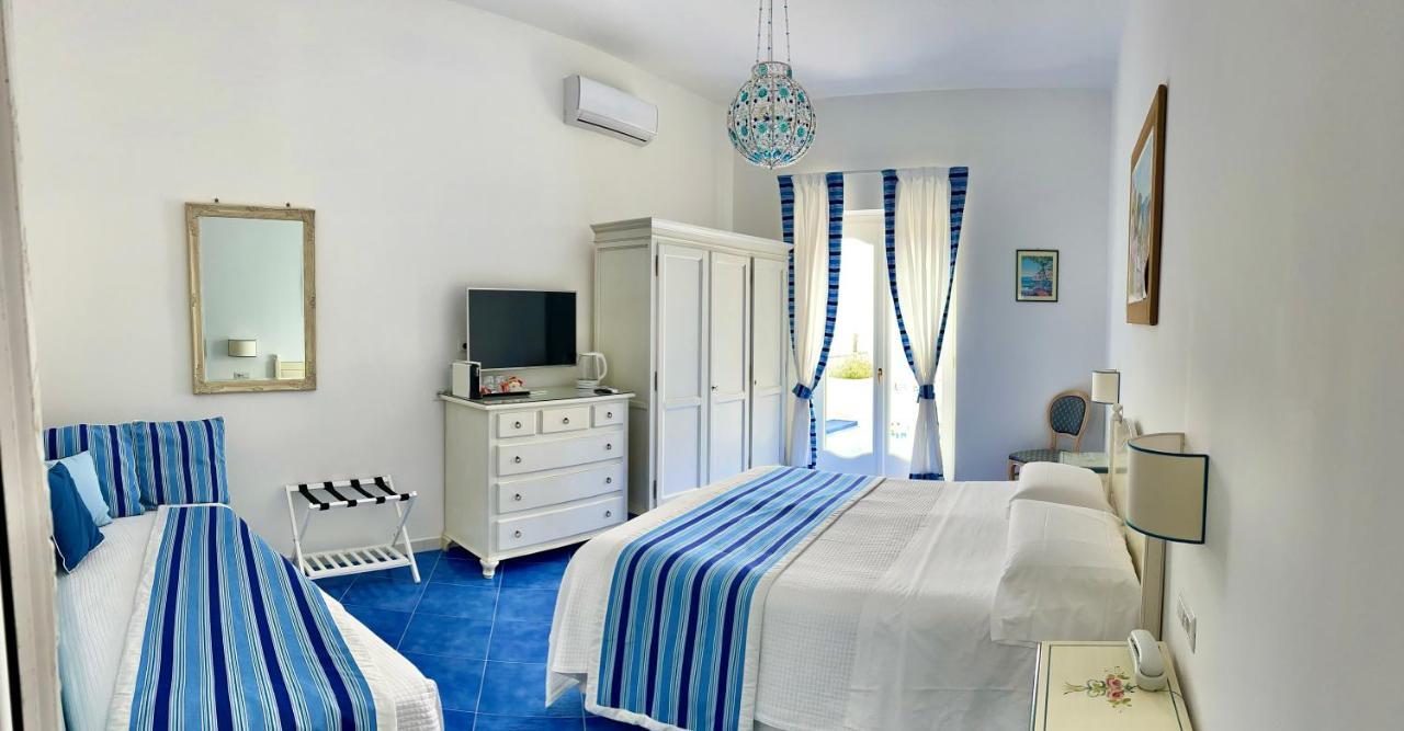 Hotel Villa Delle Palme In Позитано Экстерьер фото
