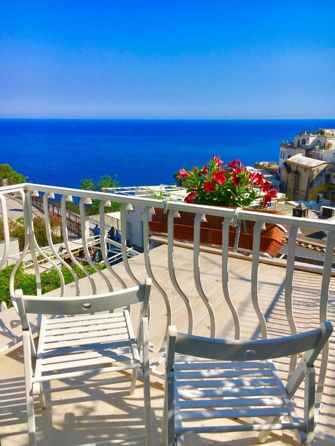 Hotel Villa Delle Palme In Позитано Экстерьер фото