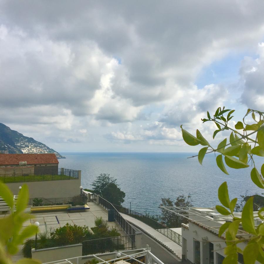 Hotel Villa Delle Palme In Позитано Экстерьер фото